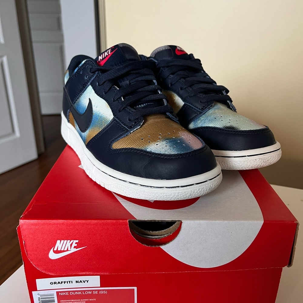 Nike Dunk Low “Graffiti Navy” 6Y/7.5W